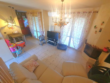 Foto Villa a schiera a Lucca Santissima Annunziata di 160 m² con 6 locali