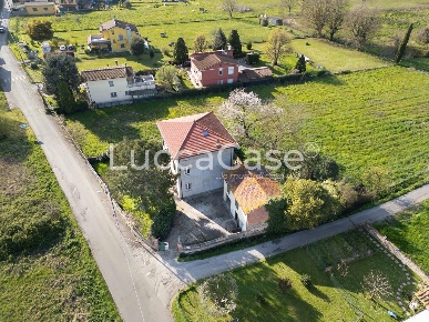 Foto Villa unifamiliare a Capannori Pieve San Paolo - Santa Margherita