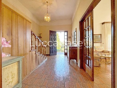 Foto Villa unifamiliare a Capannori Tassignano - Paganico di 250 m²