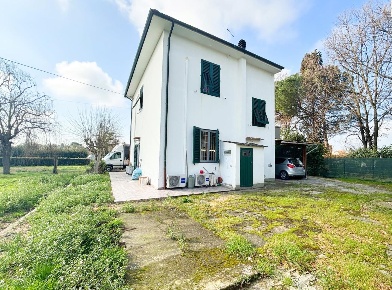 Foto Villa unifamiliare a Empoli Ospedale - Santa Maria di 150 m²