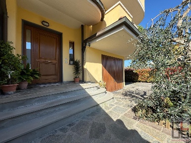 Foto Villa a Empoli in vendita