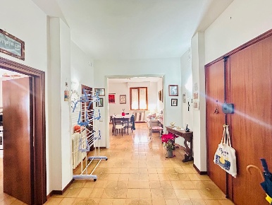 Foto Appartamento a Empoli Carraia - Torricelli di 110 m² con 5 locali