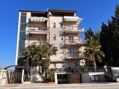 Foto Appartamento a Corato di 125 m² con 4 locali in vendita