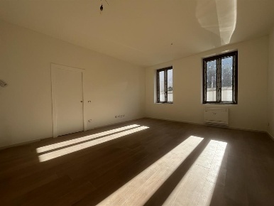 Foto Appartamento in Via Montello, Lissone Via Monza di 90 m² con 3 locali