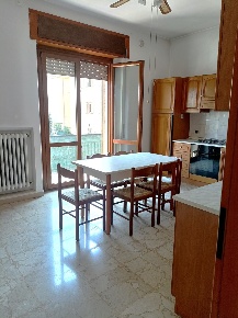 Foto Appartamento a San Benedetto del Tronto Centro di 130 m² con 5 locali