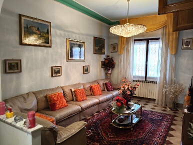 Foto Appartamento in VIA PIAVE, Campi Bisenzio Centro di 105 m² in vendita