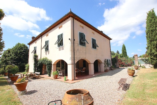 casa indipendente in vendita a Capannori