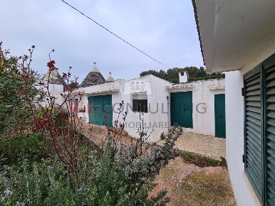 Foto Villa unifamiliare in SP14 15, Martina Franca di 109 m² con 7 locali