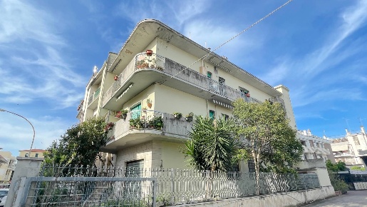 Foto Appartamento in Via Monti, San Benedetto del Tronto Centro di 160 m²