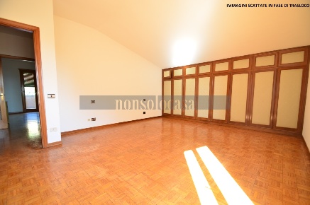 Foto Appartamento in Via della Pieve di Campo, Perugia di 180 m² in vendita