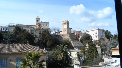 Foto Appartamento in Via Spinozzi, San Benedetto del Tronto Centro di 80 m²