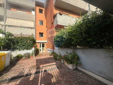 Foto Appartamento in Via della Seccia, Nettuno di 90 m² con 3 locali