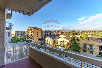 Foto Appartamento in viale dei platani, Paternò di 125 m² con 6 locali