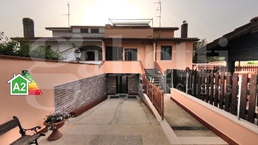 Foto Appartamento in Via Mare del Margine 51, Ardea Banditella di 145 m²