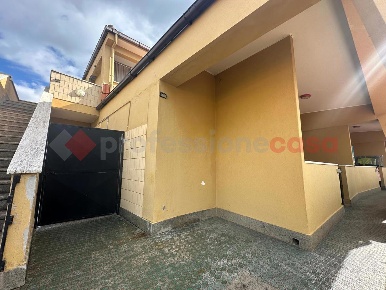 Foto Appartamento in Cremona, Ardea Nuova Florida di 98 m² con 4 locali