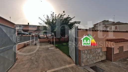 Foto Appartamento in Via Mare del Margine 51, Ardea Banditella di 135 m²