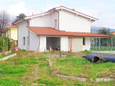 Foto Villa in via Lombarda, Capannori in vendita