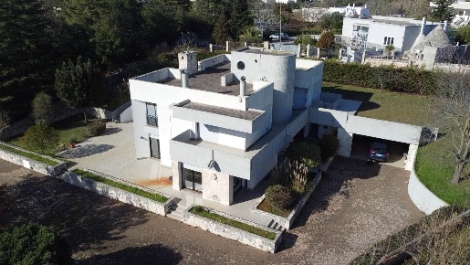 Foto Villa unifamiliare in VIA MOTTOLA, Martina Franca di 380 m² in vendita