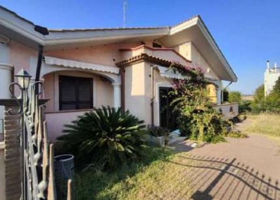Foto Villa in Via Dora Baltea 69, Ardea in vendita