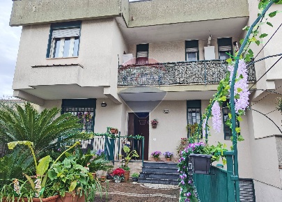Foto Villa a schiera in via Enrico De Nicola, Caserta Puccianiello