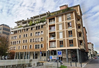 Foto Appartamento a Seregno di 220 m² con 5 locali in vendita