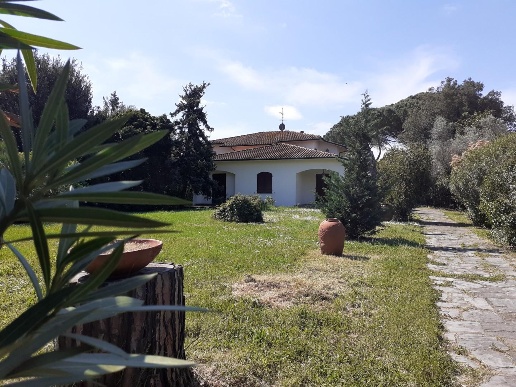 casa indipendente in vendita a Cascina in zona San Casciano