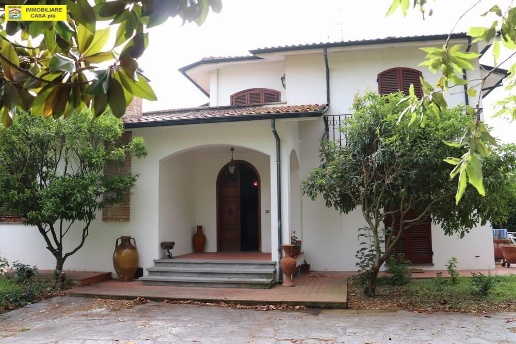 casa indipendente in vendita a Cascina in zona San Casciano