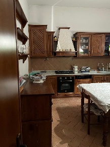 Foto Casa indipendente a Cascina Titignano - Visignano di 280 m² in vendita