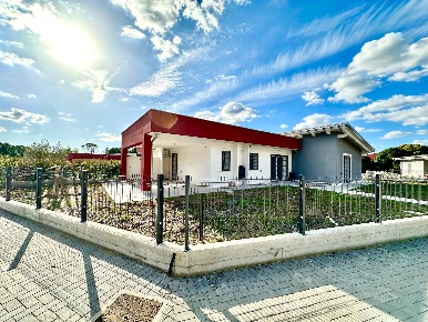 Foto Villa unifamiliare in VIA DELL'AERONAUTICA, Monterotondo di 140 m²