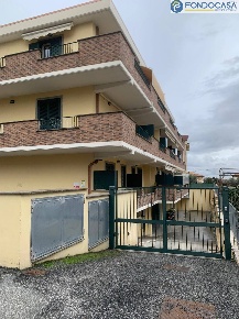 Foto Appartamento in via tito speri, Marino in vendita