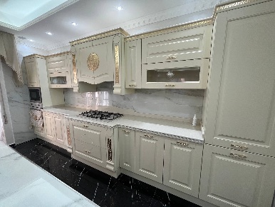 Foto Appartamento in VIA CIVICA VASTESE, Vasto di 170 m² con 6 locali