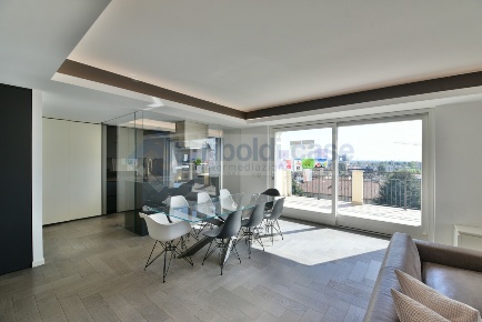 Foto Appartamento a Seregno Lazzaretto di 130 m² con 4 locali in vendita