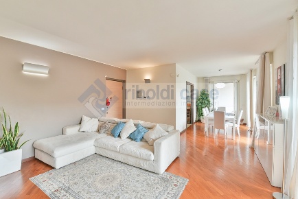 Foto Appartamento a Seregno di 170 m² con 4 locali in vendita