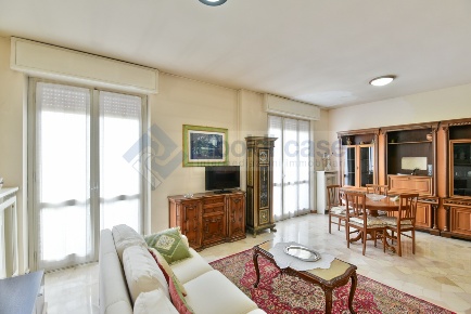 Foto Appartamento in VIA RISMONDO, Seregno Santa Valeria di 130 m²