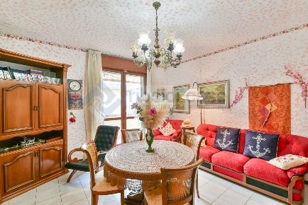 Foto Appartamento in VIA TORRICELLI, Seregno Ospedale di 90 m² con 3 locali