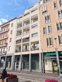 Foto Appartamento in PIAZZA RISORGIMENTO, Seregno Matteotti di 135 m²