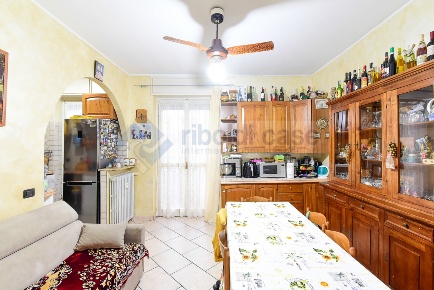 Foto Appartamento in VIA FORLANINI, Desio di 100 m² con 4 locali in vendita