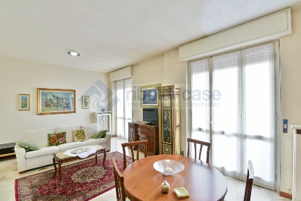 Foto Appartamento in VIA RISMONDO, Seregno Santa Valeria di 130 m²