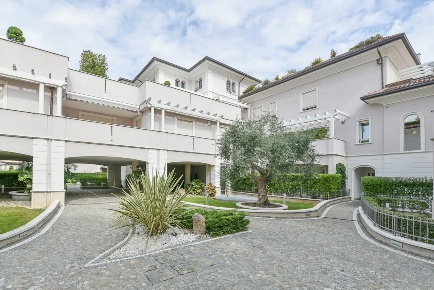 Foto Appartamento a Seregno San Rocco - Sanzio di 110 m² con 3 locali