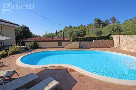 Foto Villa in Strada PROVINCIALE SIROLO 130, Senigallia in affitto