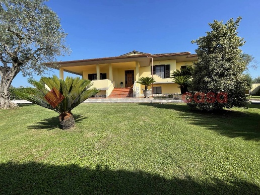 casa indipendente in vendita a Terracina in zona Hermada