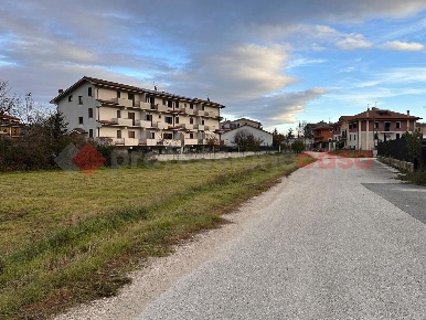 Foto Villa unifamiliare in Via Roma 220, Avezzano Centro di 900 m²