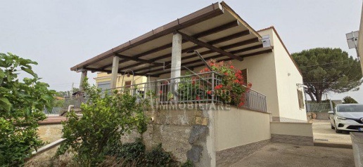 Foto Villa unifamiliare in CONTRADA SCAMPATI, Alcamo Centro di 85 m²