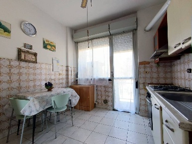 Foto Appartamento in Via Cravasco, Genova Pra' di 90 m² con 7 locali