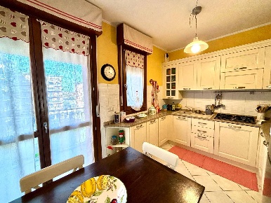 Foto Appartamento a Alessandria Cristo di 100 m² con 4 locali in vendita