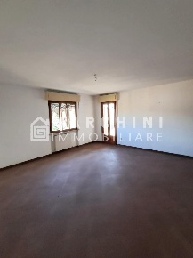 Foto Appartamento a Lucca San Marco - Acquacalda di 140 m² con 6 locali