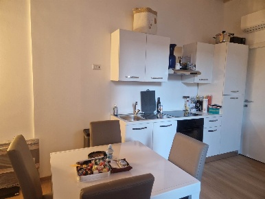 Foto Appartamento in Via Michelangelo Buonarroti  9, Milano di 50 m²