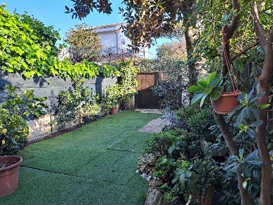 Foto Villa unifamiliare in Via Viserba, Fiumicino Fregene di 60 m²