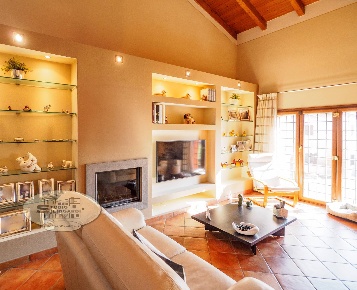 Foto Rustico a Modena Baggiovara di 321 m² con 8 locali in vendita