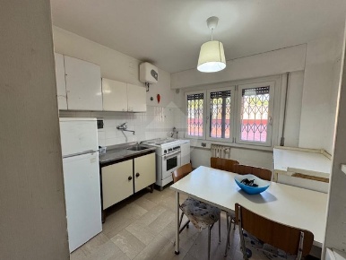 Foto Appartamento in via Paganini, Firenze di 80 m² con 3 locali in vendita
